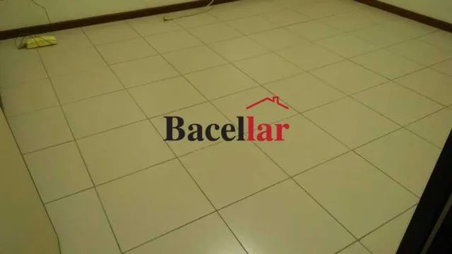 Sala - / Comercial / Centro