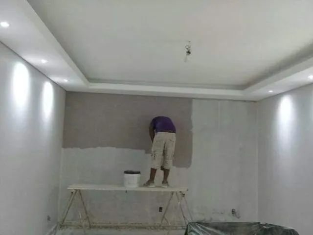 pintor bom e experiente para todo serviço de pintura 