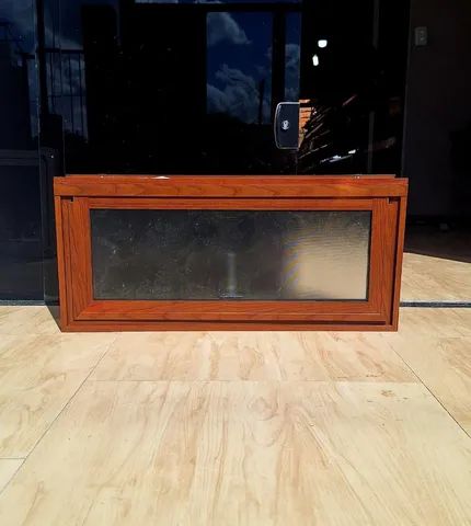 Maxim ar de alumínio amadeirado 