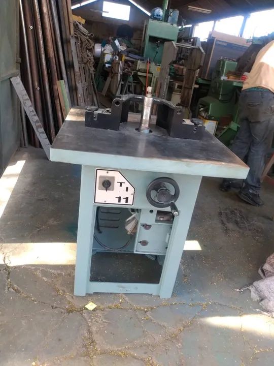 Tupia Invicta TI11 mesa 70x70 - Foto 5