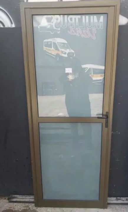 Porta de giro linha gold vidro leitoso  - Foto 2