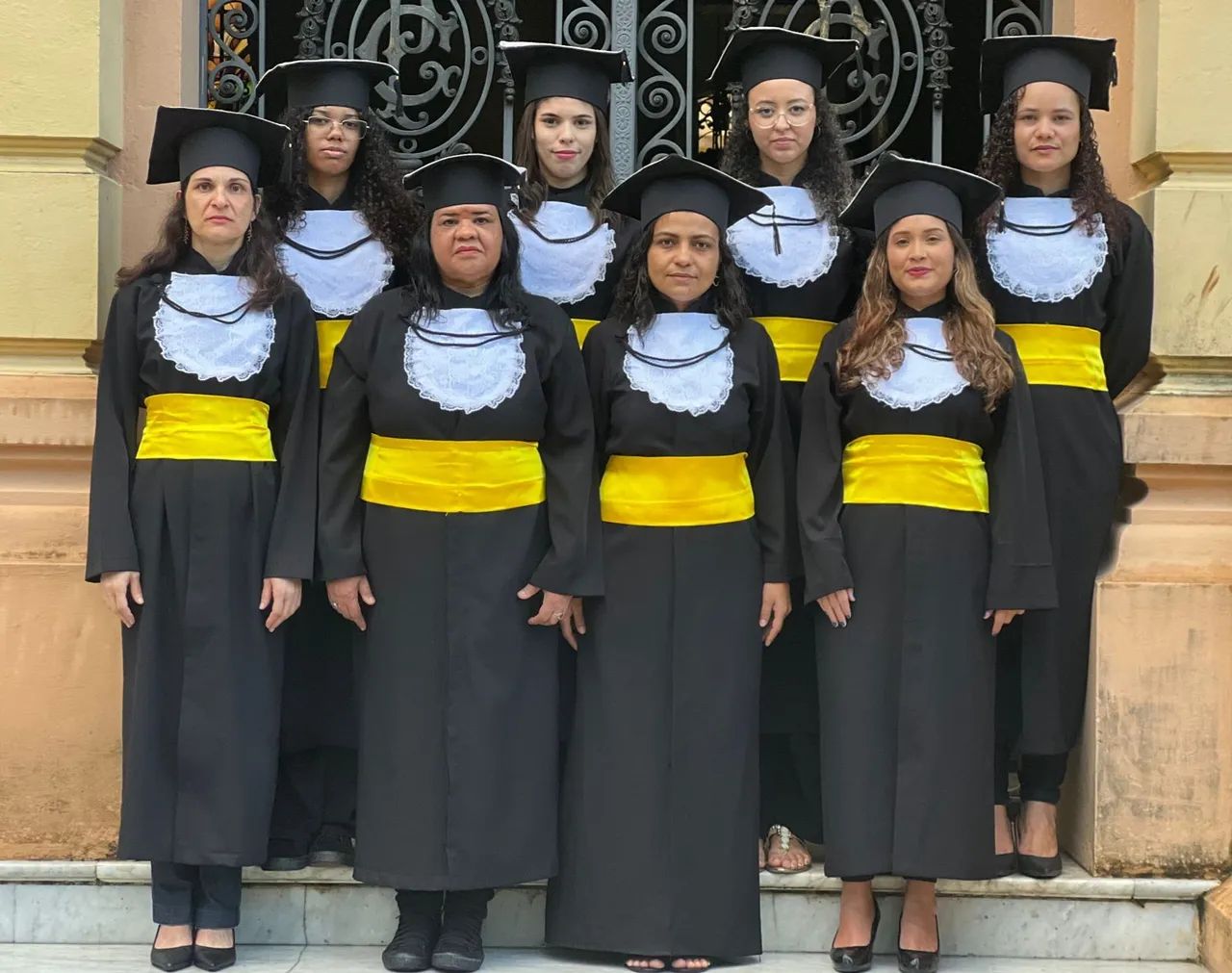 Aluga se Becas de formatura completas, temos também placas - Foto 3
