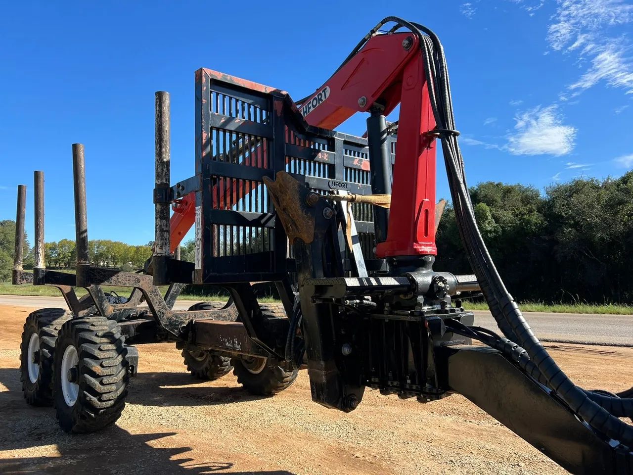 Autocarregável Hfort ano 2020 com trator Valtra BT 210 ano 2013 - Foto 3