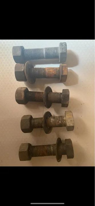 Anilhas e parafusos de porticos