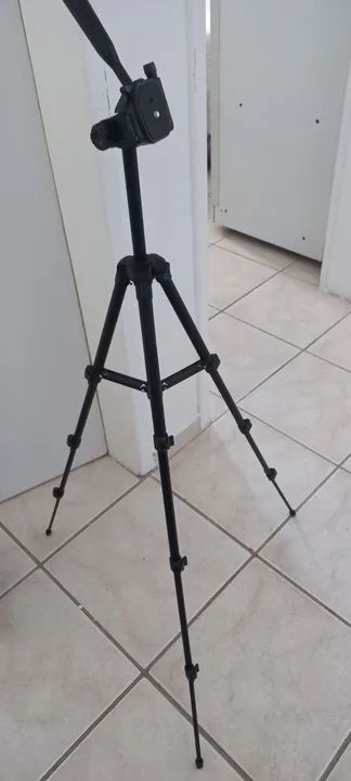 Tripé câmera 