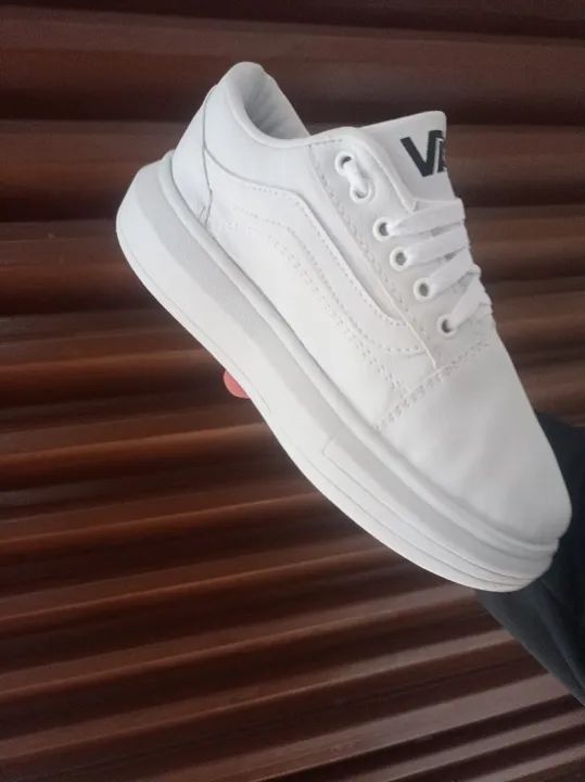 Tênis vans lançamento branco  - Foto 2