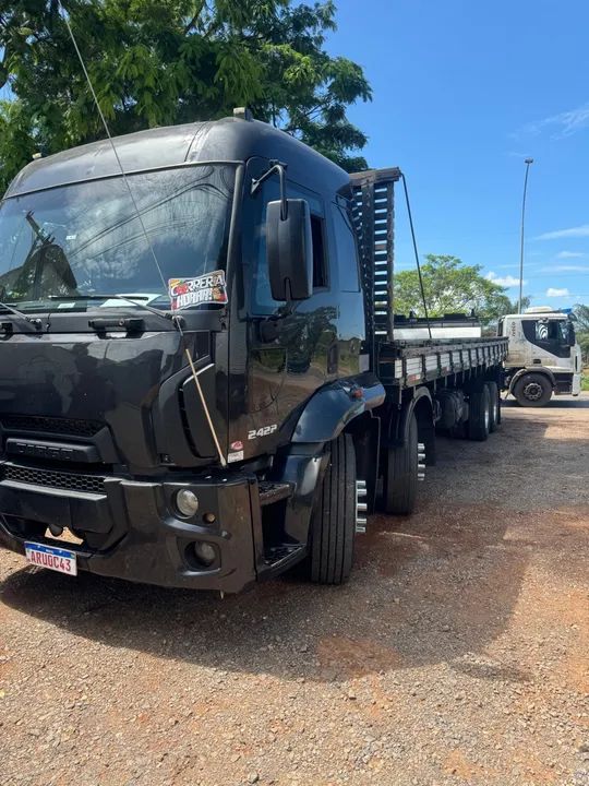 Caminhão Ford Cargo 2422 - 2012 - Foto 6