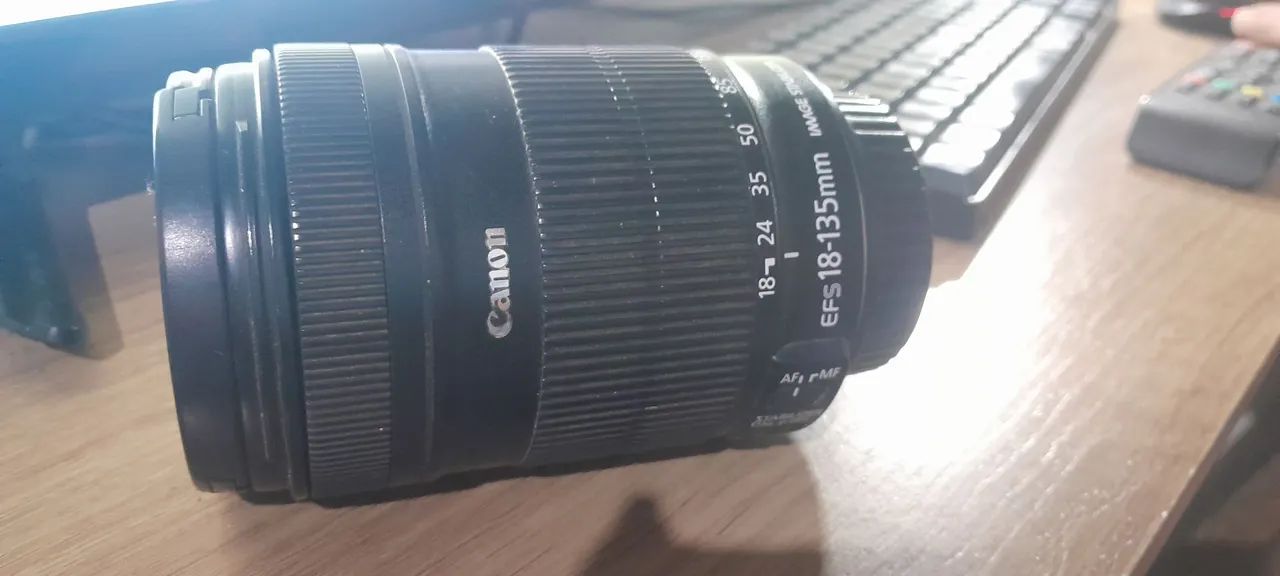 Lente Canon EFS 18-135mm Image Stabilizer - Foto 3