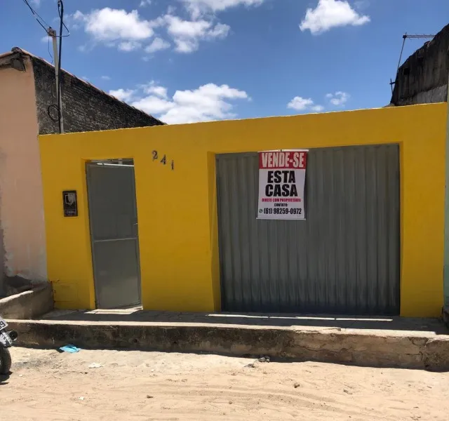 Vendo casa com Escritura - Senhor do Bonfim BA