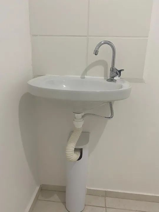 Pia suspensa banheiro celite  - Foto 2