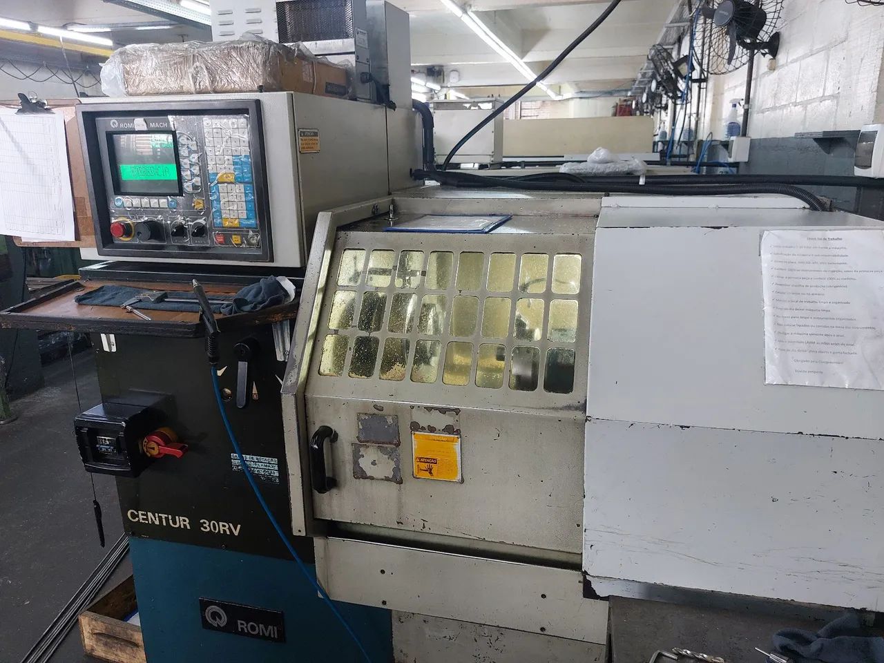 Torno cnc CENTUR 30 RV comando MACH 8  