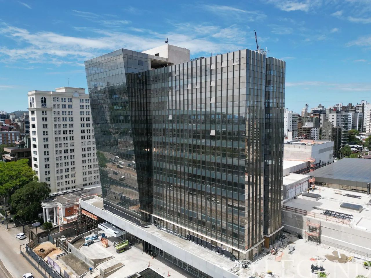 Uma Corporate - O mundo corporate ressignificado