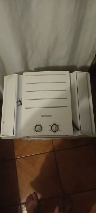 Ar Condicionado Springer quente e frio com defeito