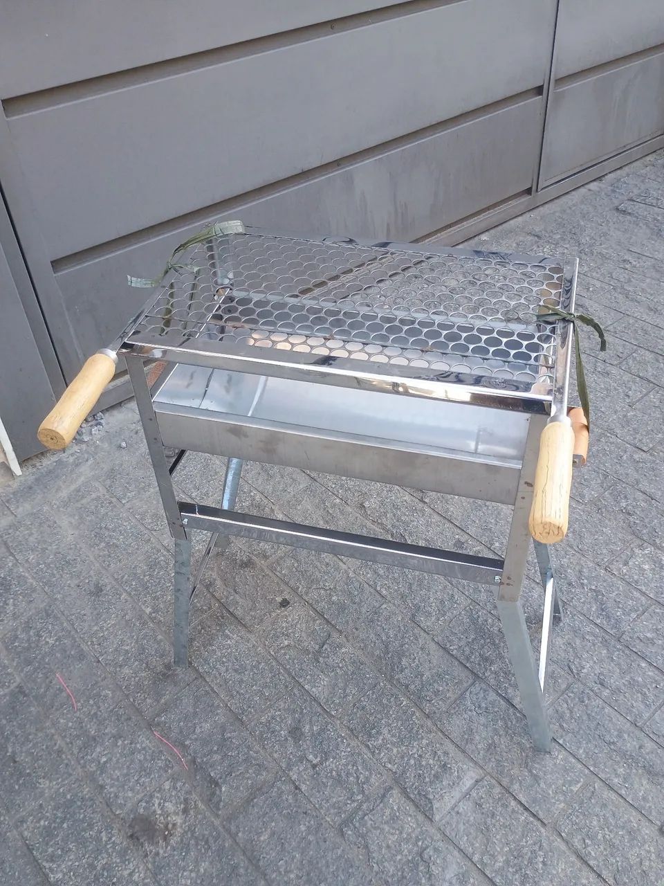 Churrasqueira portátil em aço inox - Foto 6