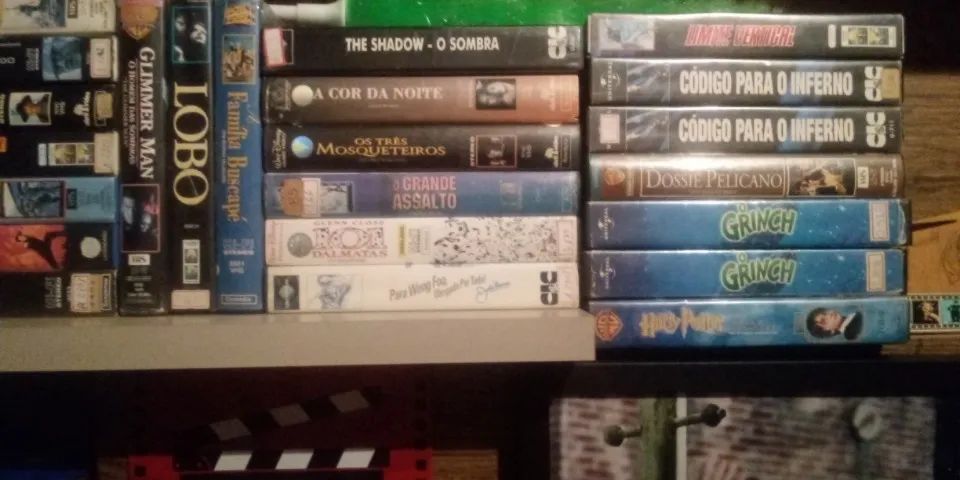 Lote com 56 fitas vhs  - Foto 2