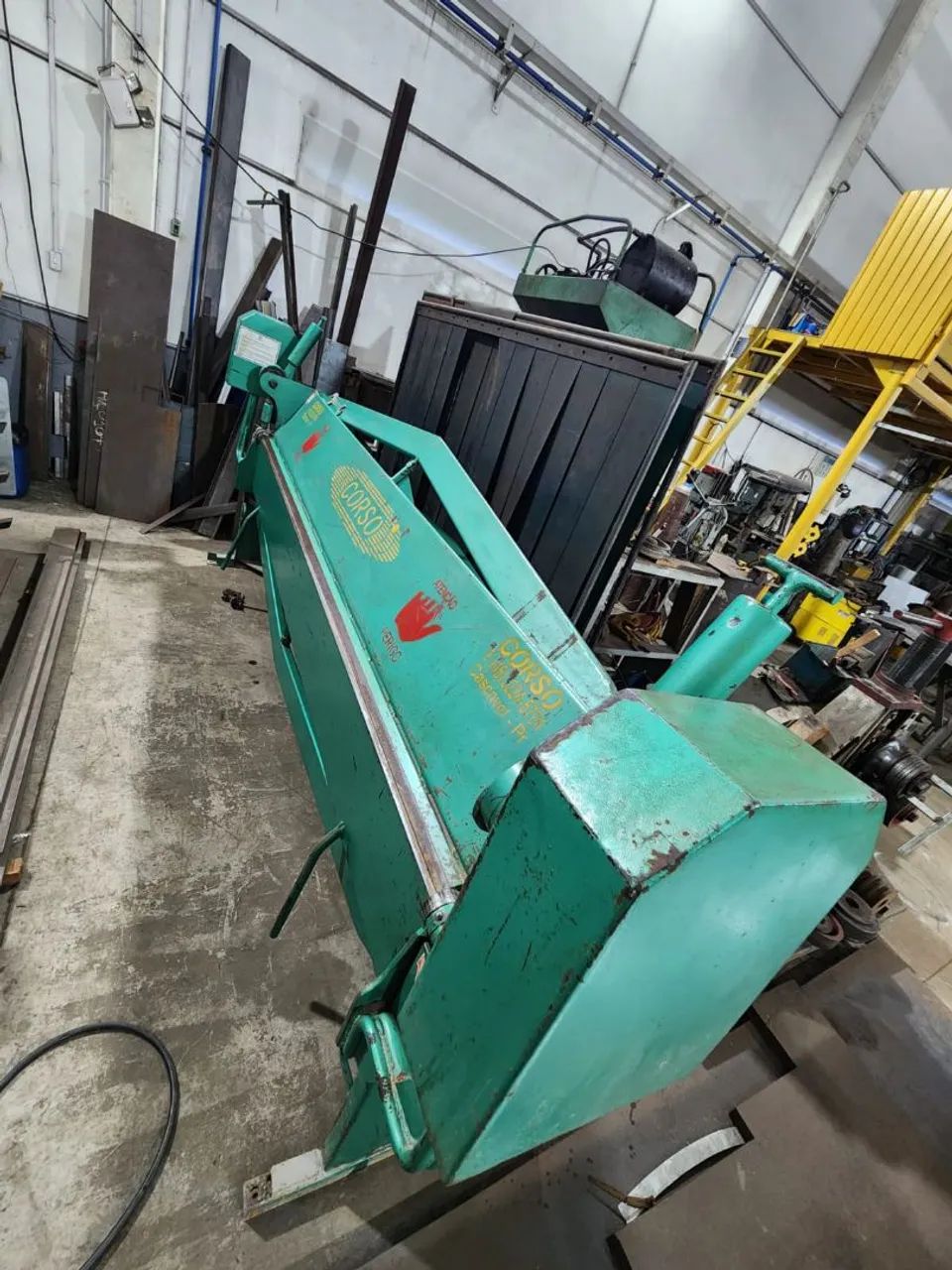 Dobradeira Manual 3 metros Semi nova - Foto 5