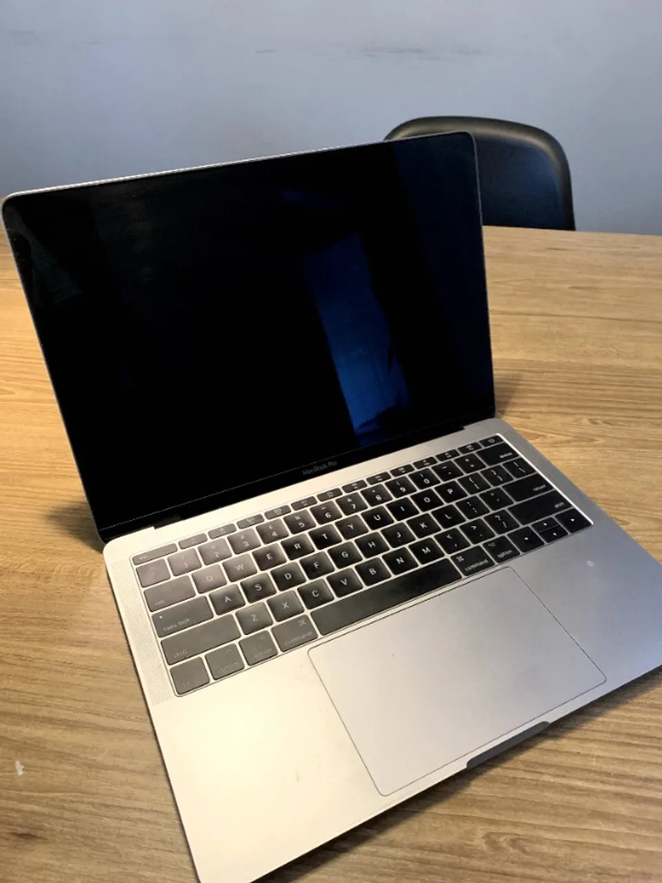 macbook pro i5 8gb 256gb macbook pro i5 8gb 256gb