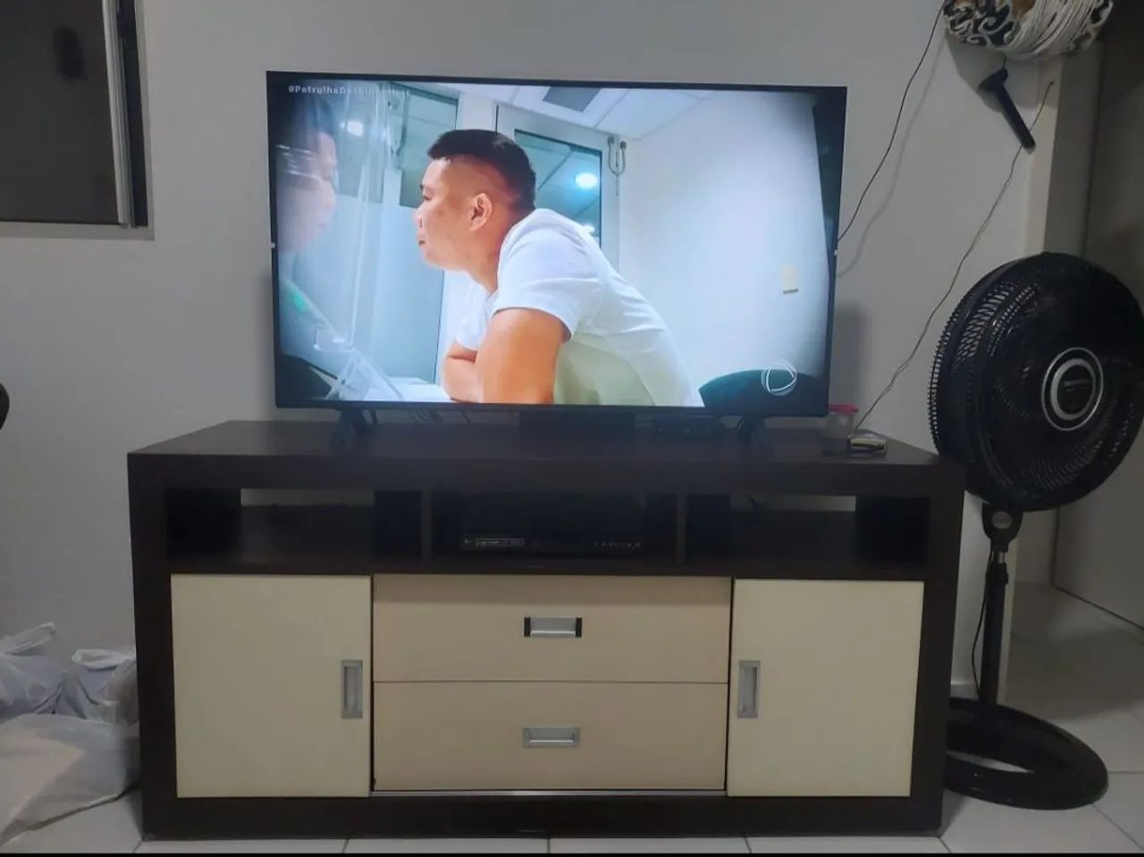 RACK SALA 100 MDF COM RODIZIO. - Foto 2