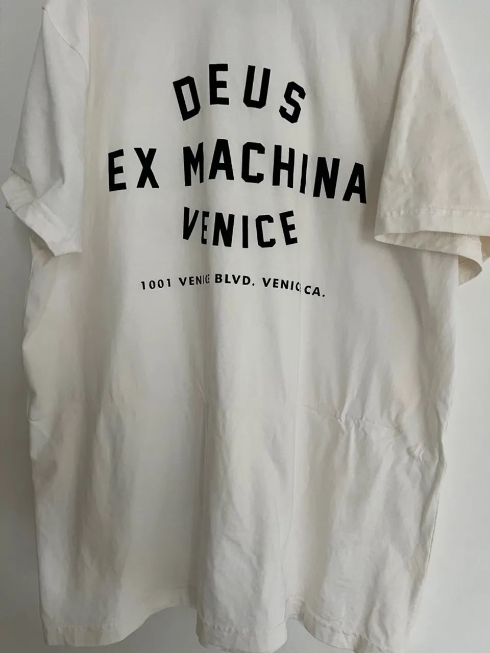 Camiseta Deus Ex Machina Venice CA Skull