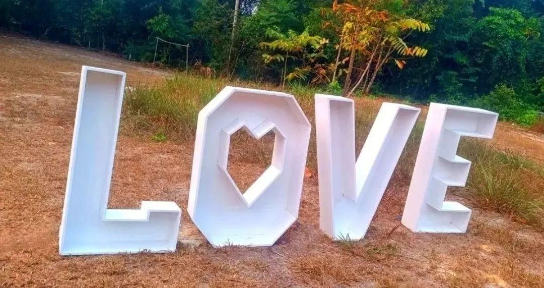 Casamento  Altar e Mesa dos doces