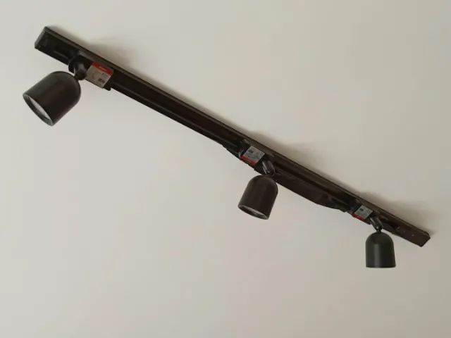 Luminária de teto 3 bucais Avant em Aço Preto 12 cm x 6 cm x 120 cm - Foto 3