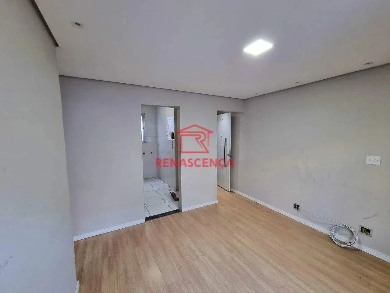Apartamento com 2 Quartos na rua da Portela! - Foto 2