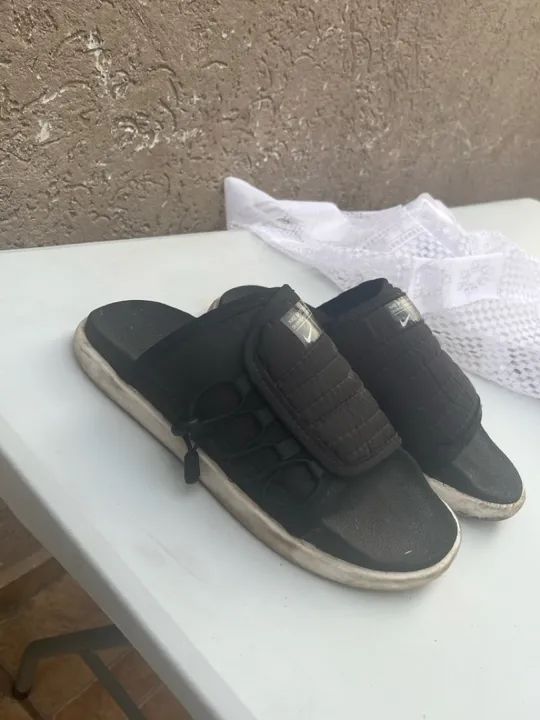 Chinelo Nike asuna, sem detalhes, só está sujo, pois vai até a pessoa limpo! - Foto 3