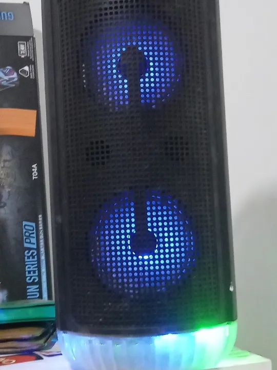 Caixa de Som Bluetooth com Iluminação LED