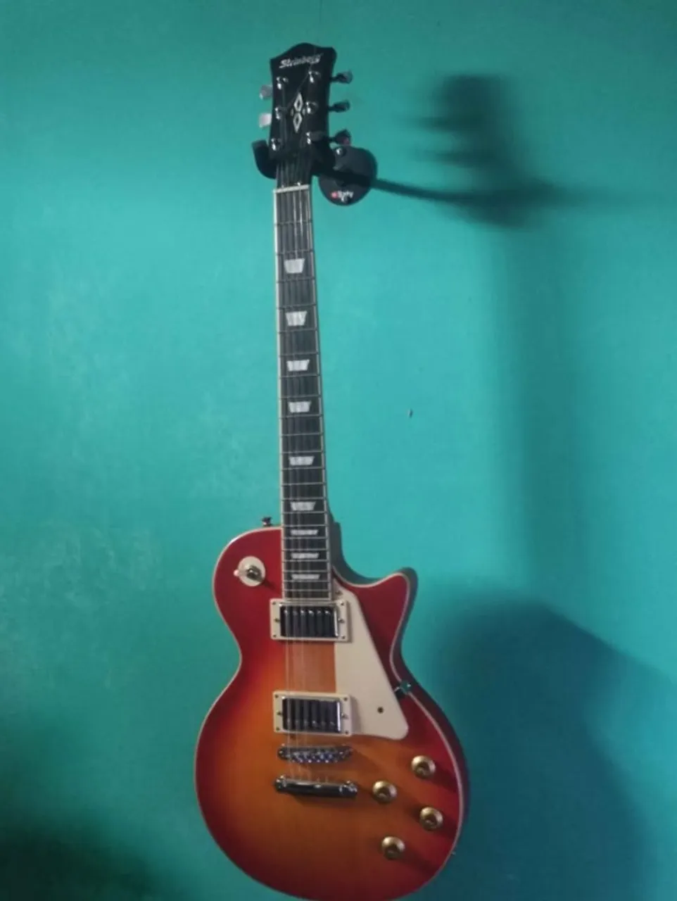 Guitarra Les Paul Strinberg lps-230