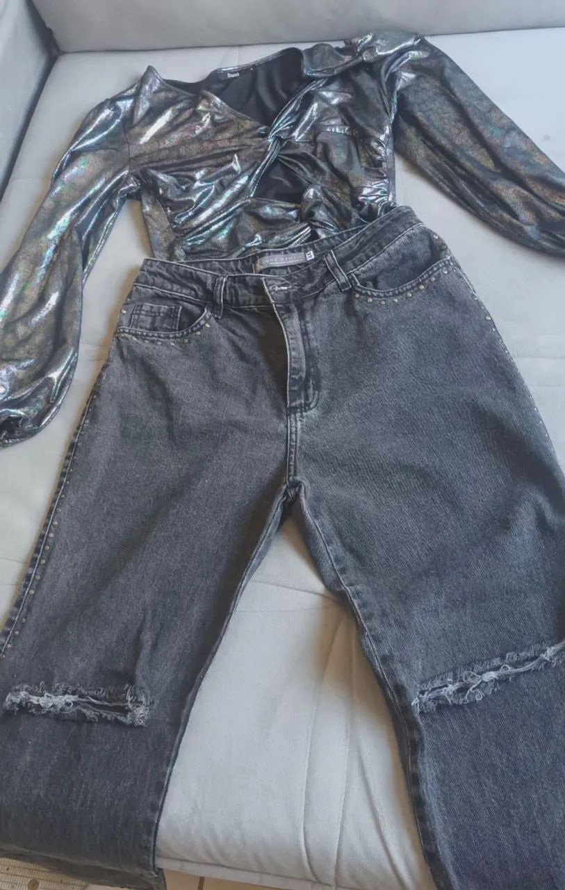 Conjunto Jeans e Blusa Cintilante