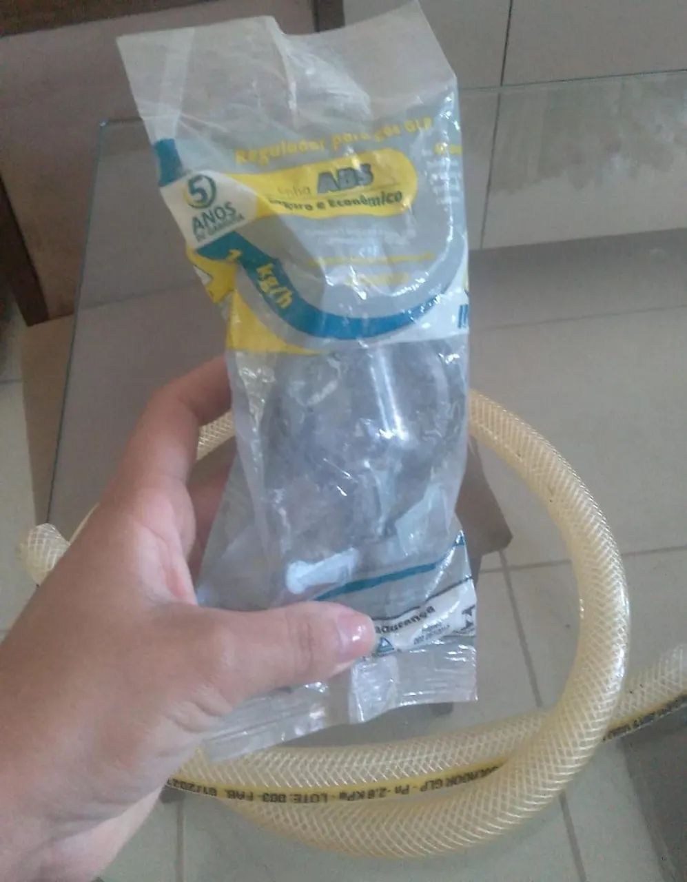 Mangueira (na embalagem) para gás, com Click e braçadeiras. (Zero) - Foto 2