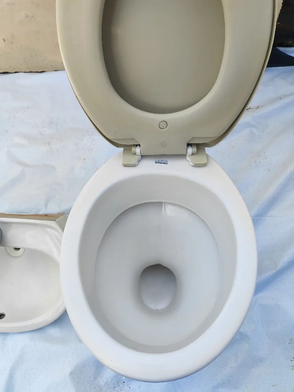 Pia mas vaso sanitário - Foto 5
