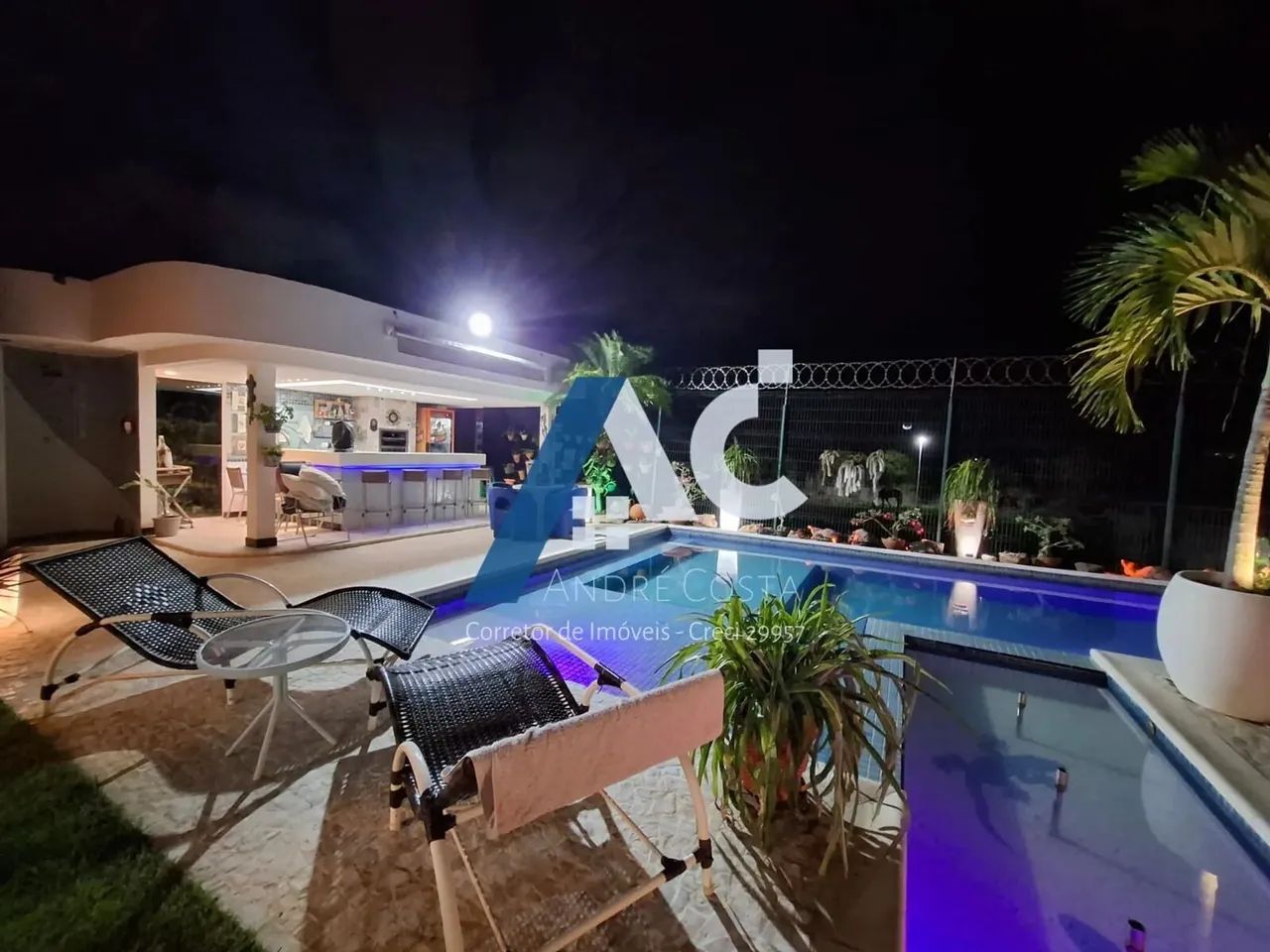 Casa Alto Padrão 4 Suites Condomínio Golf Quatro Rodas - R$ 2.750.000,00