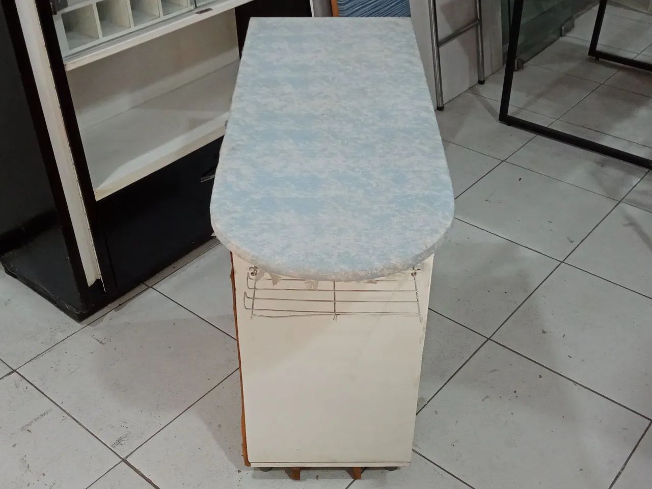 Tábua de Passar Roupa com Armário em MDF  - Foto 2