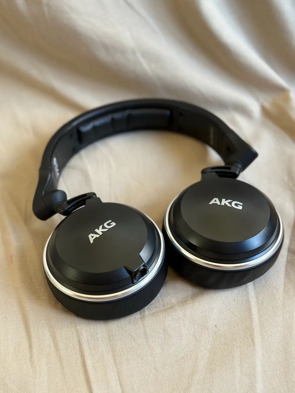Fone AKG K182 - Pouquíssimo Uso - Excelente Estado 