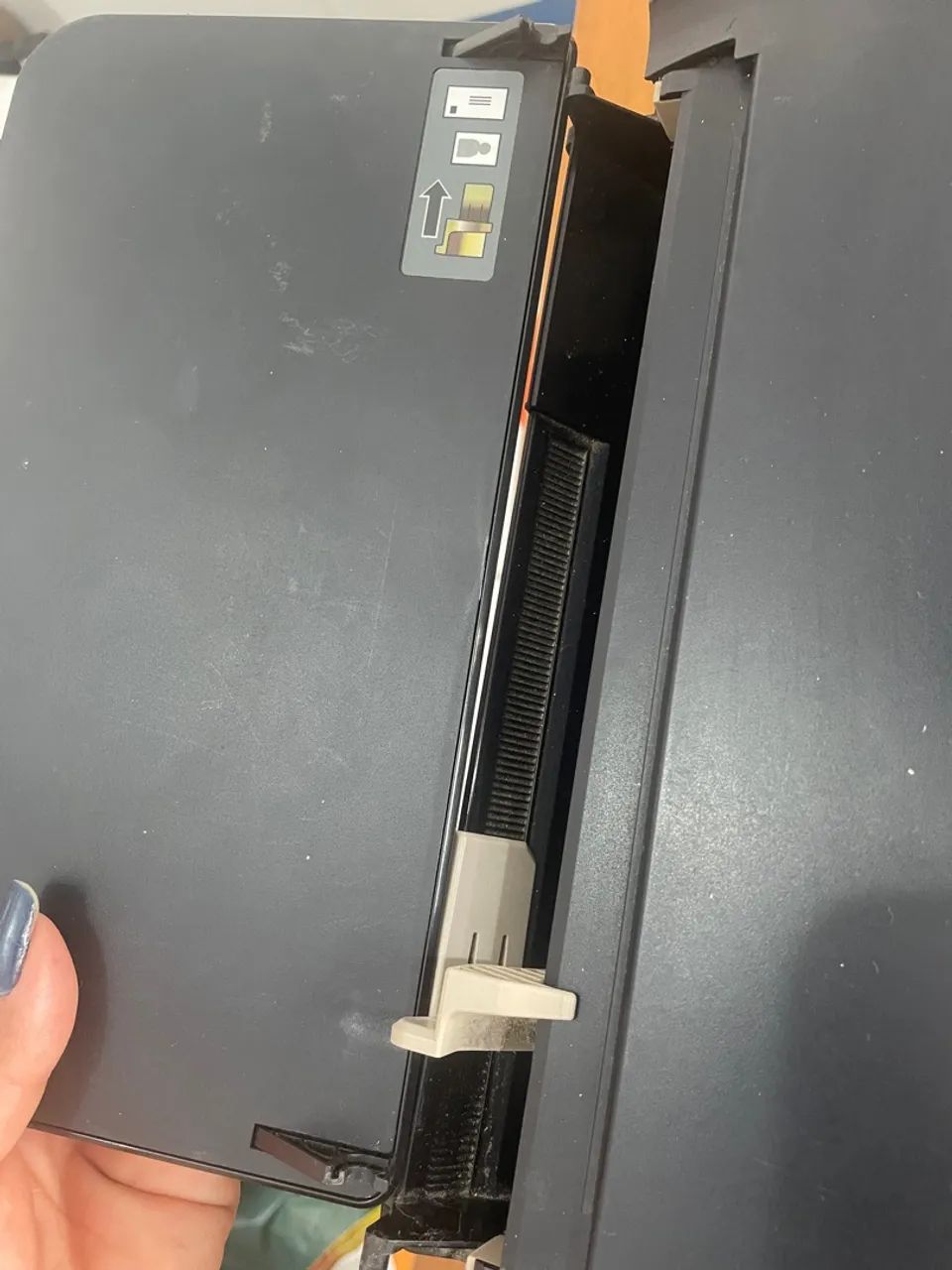 Impressora HP Deskjet Ink Advantage 3516 - Foto 3