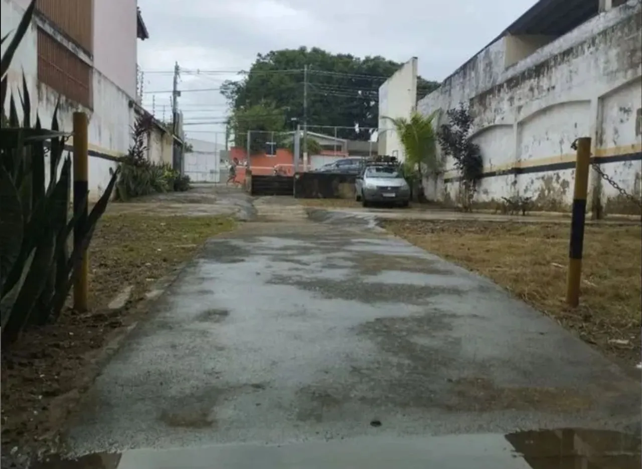 VENDO TERRENO área comercial BOSQUE