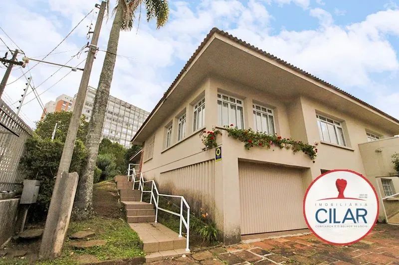 Imobiliária Cilar Aluga Casa 4 Quartos no Alto da XV com 335m², Ref. 05391.005-CILAR