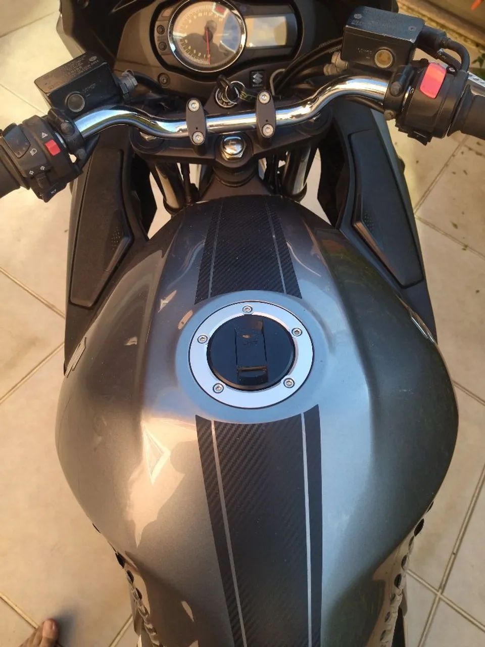 Suzuki Bandit 650s 2011 - Foto 4