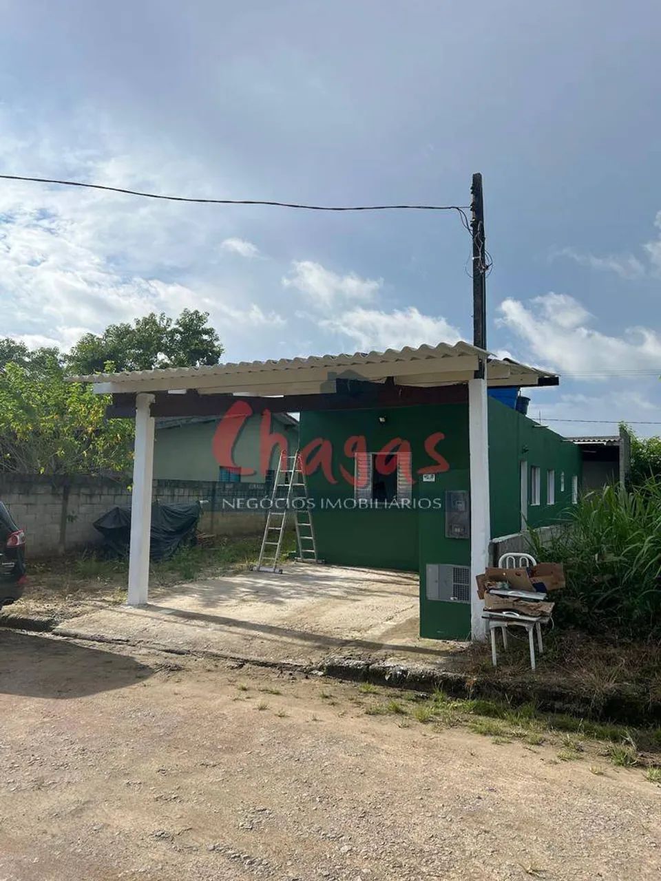 VENDE-SE | CASA EM CONDOMÍNIO | PEGORELLI.