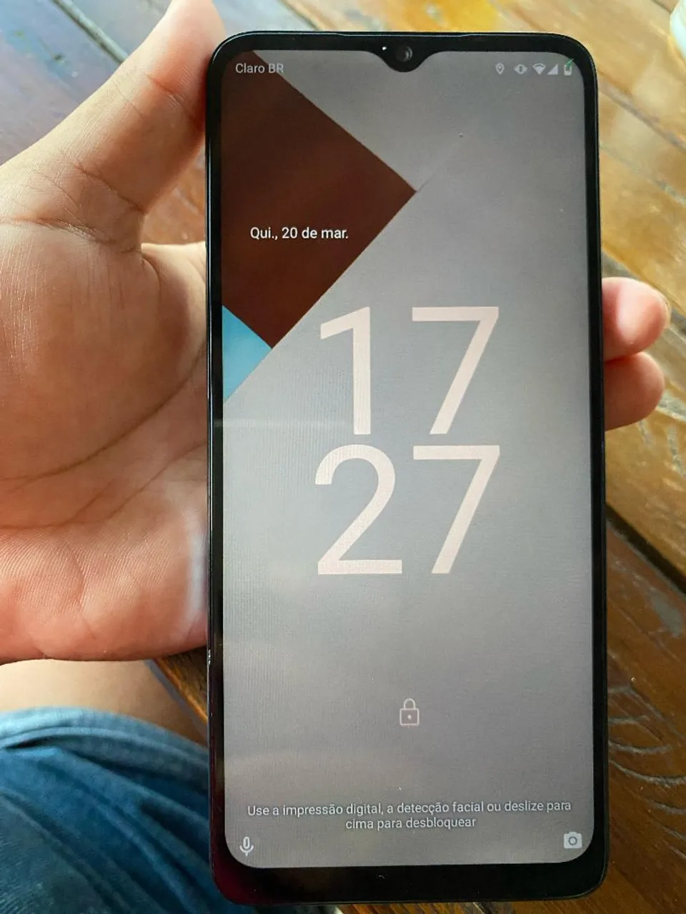 Celular Motorola Moto E22 - Azul