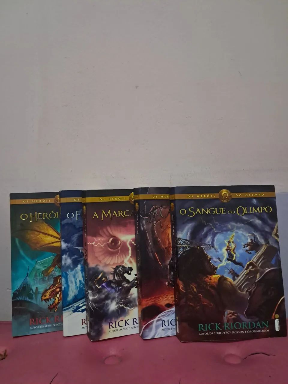 2 box de Percy Jackson -Série: Percy Jackson e os Olimpianos e Os Heróis do Olimpo.  - Foto 3