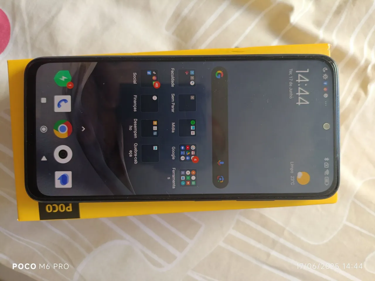 Poco M5s sem detalhes