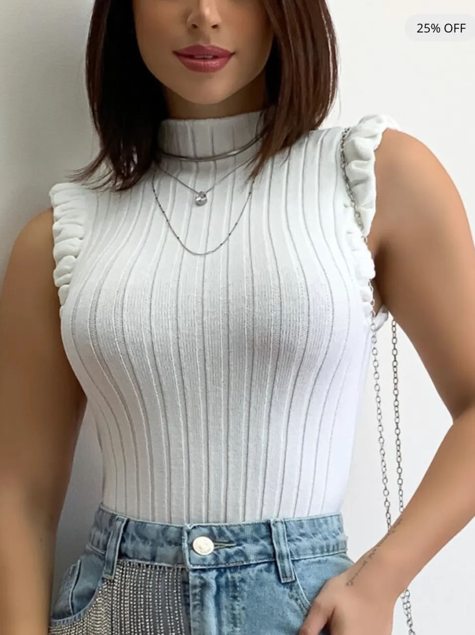 Blusa Tricot Gola Alta com Detalhes P M G