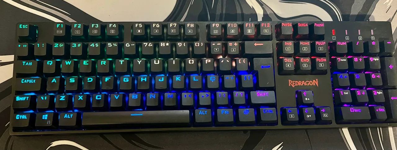 Teclado reddragon 64352262850561122
