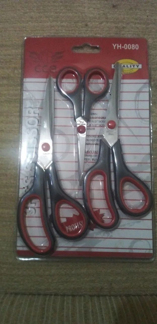 Jogo de tesouras 64728255398915120