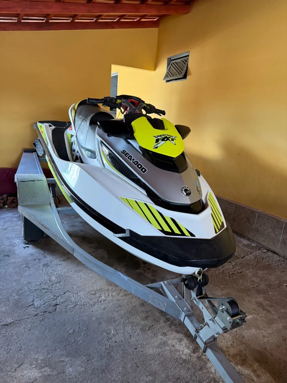 Jet Ski Sea-Doo RXT 300 EXTRA