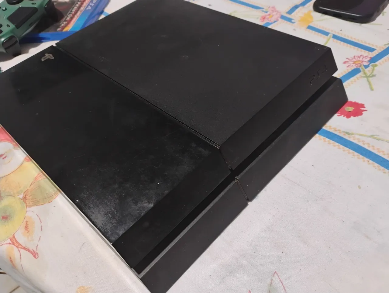 PlayStation 4 - Em Ótimo Estado