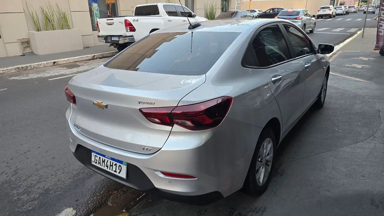 Onix Plus LTZ 2020 completo mylink baixo km - Foto 8
