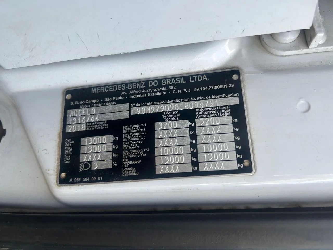 Acello 1316 2018/18  trucado baú 35m3. MB OM 924 LA, 4 cilindros , 4,8 litros 156 cv  - Foto 9